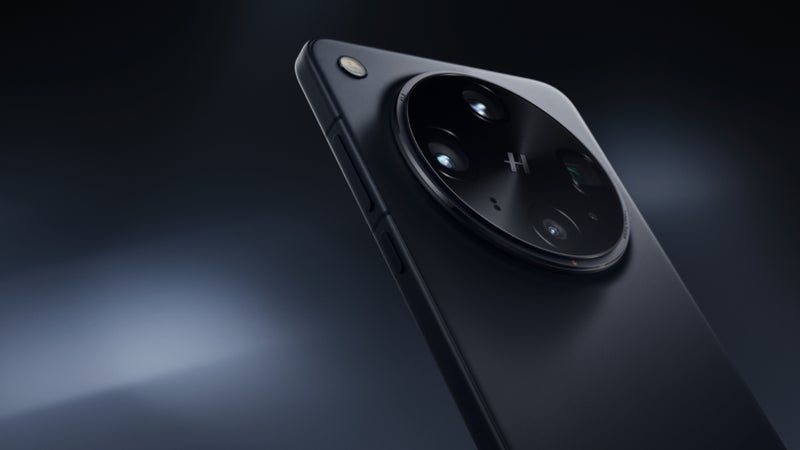 The Oppo Find X8 Ultra is official now: another déjà vu, but with a clever twist here and there