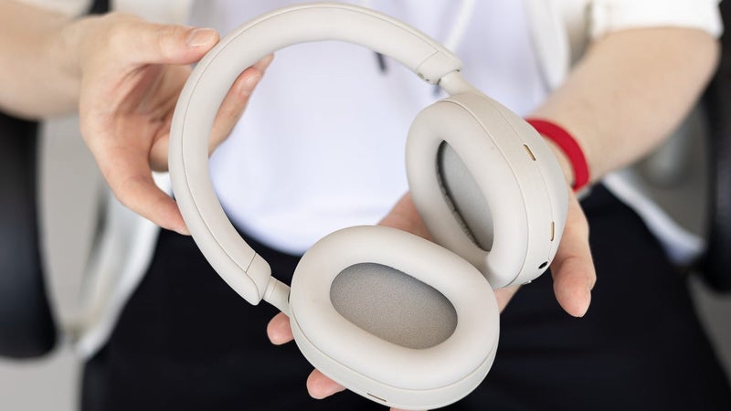 Amazon's sweet deal on the Sony WH-1000XM5 is back, waiting to be snatched up