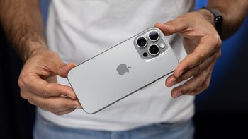 Apple sees its seventh consecutive quarter of decline in China, while Xiaomi surges by 40%