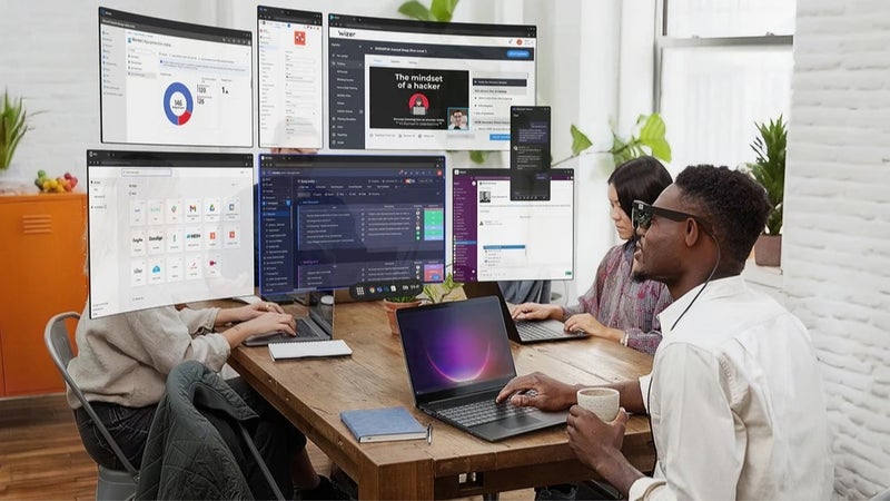 Windows users can now have a massive virtual display that fits in their pocket
