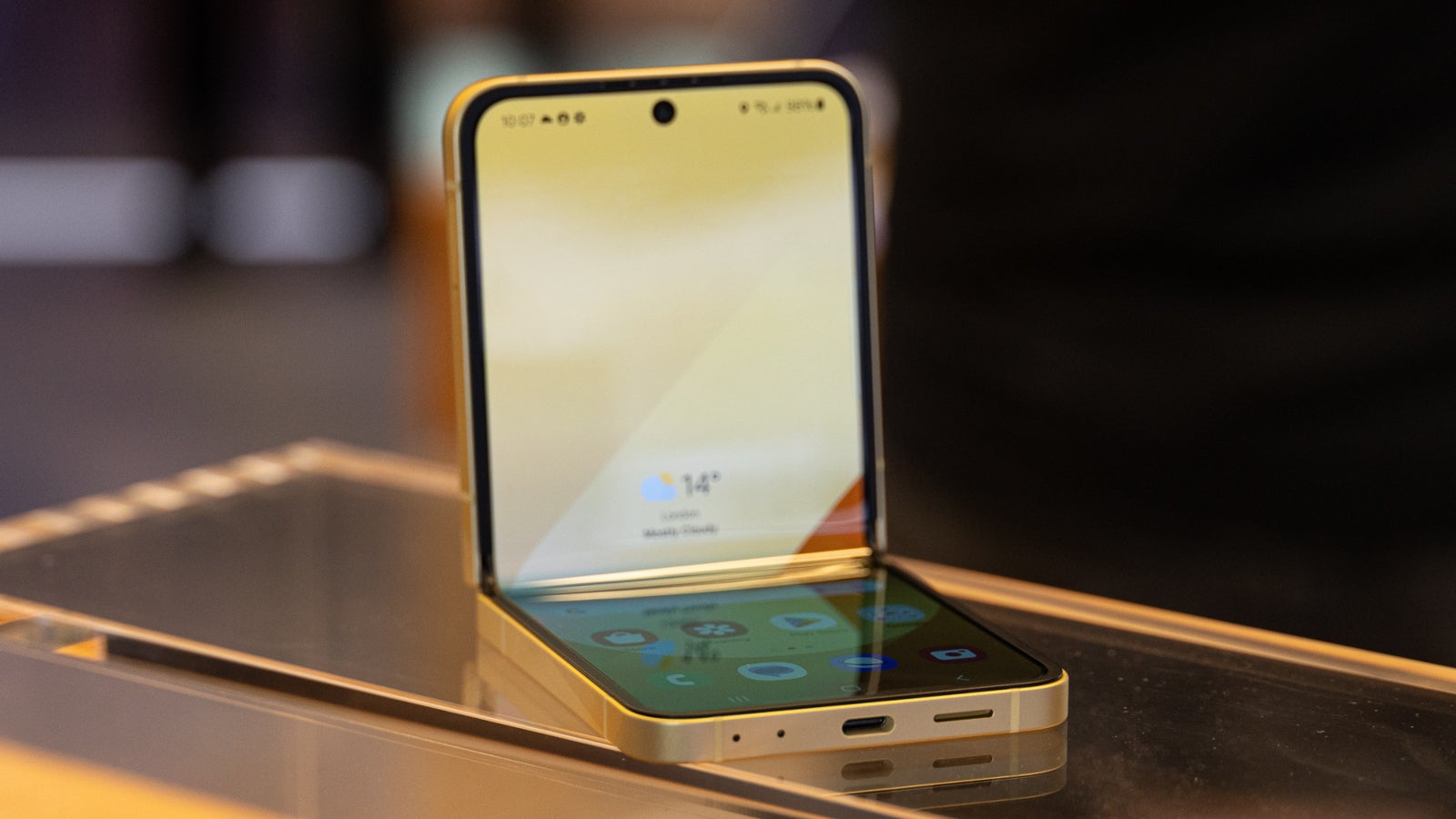 Samsung Galaxy Z Flip 6