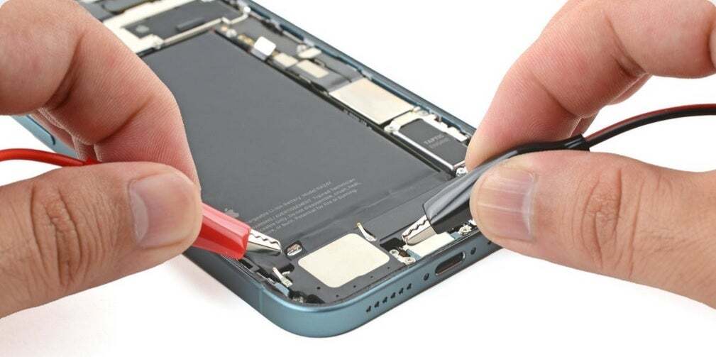 The battery glue used on the non-Pro iPhone 16 models will be used on all four iPhone 17 series models. | Image credit-iFixit - iPhone 17 Air release date expectations, price estimates and upgrades