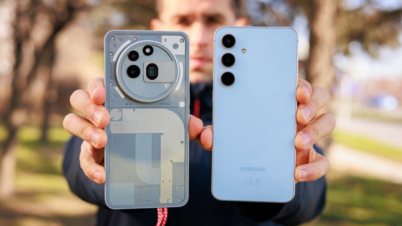 Nothing Phone (3a) Pro vs Samsung Galaxy S24 FE: You are not a "Pro" just because your name says so