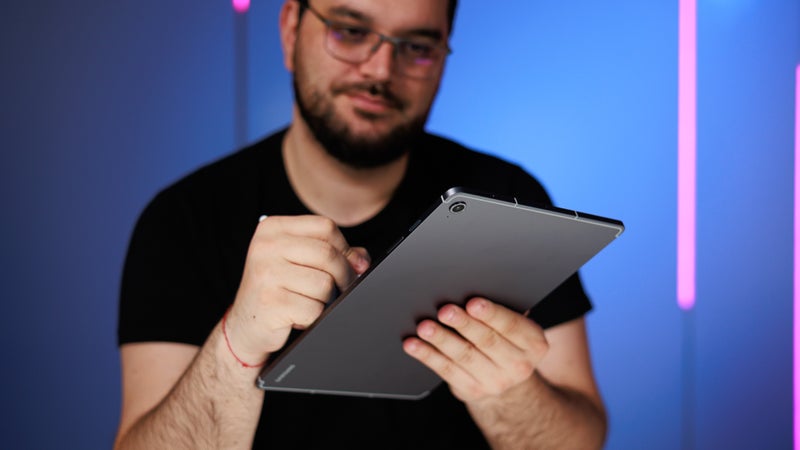 Samsung Galaxy Tab S10 FE Plus Review: Larger screen, fewer cameras, but great value